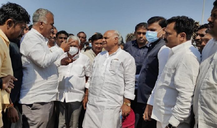farmers protest