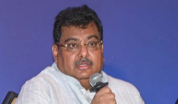 mb patil